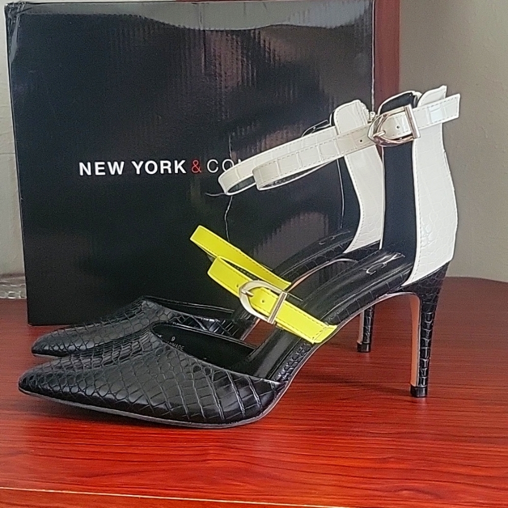 NY&C Women's Jaelynn Heel - Picture 2 of 5